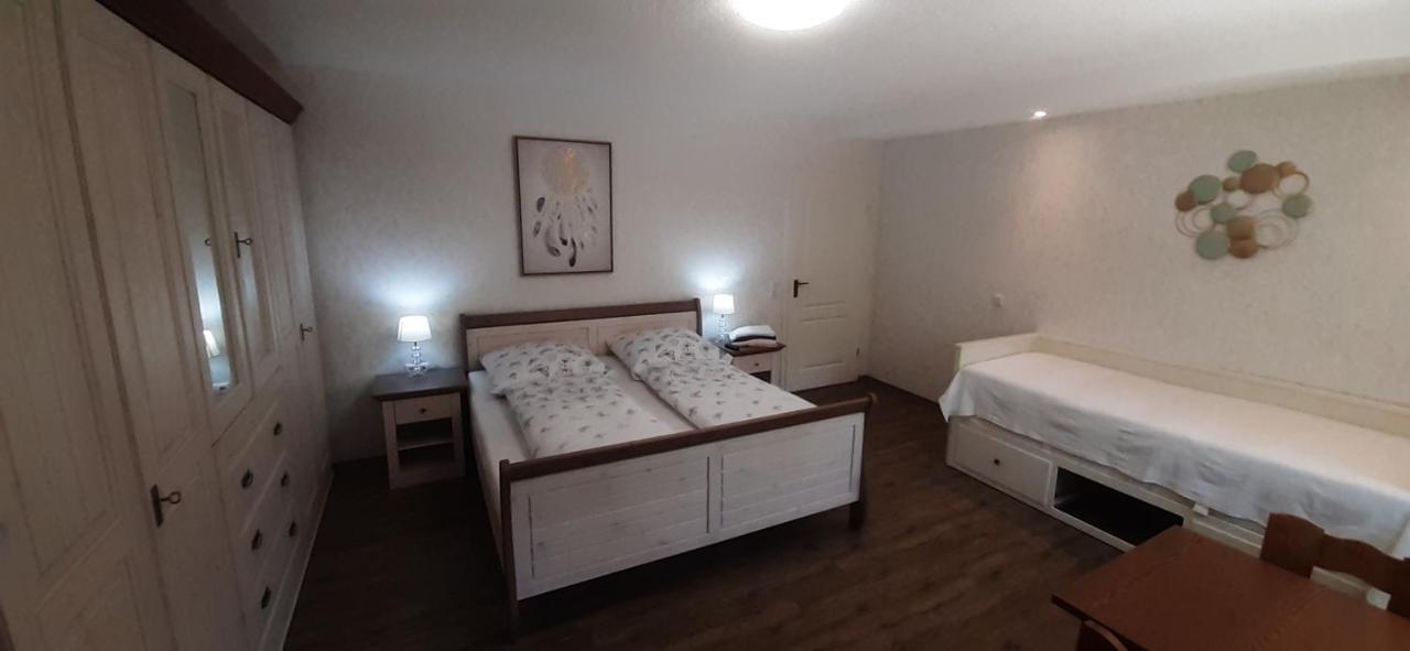 Gaestehaus Gerhardt Schweigen-Rechtenbach Luaran gambar