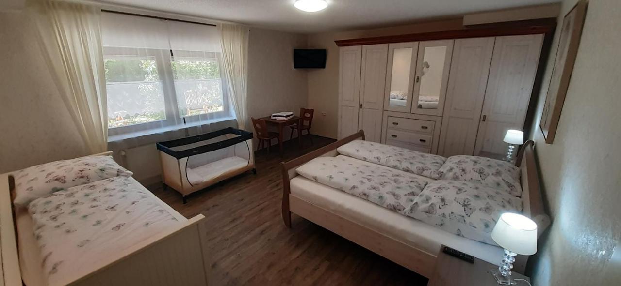 Gaestehaus Gerhardt Schweigen-Rechtenbach Luaran gambar