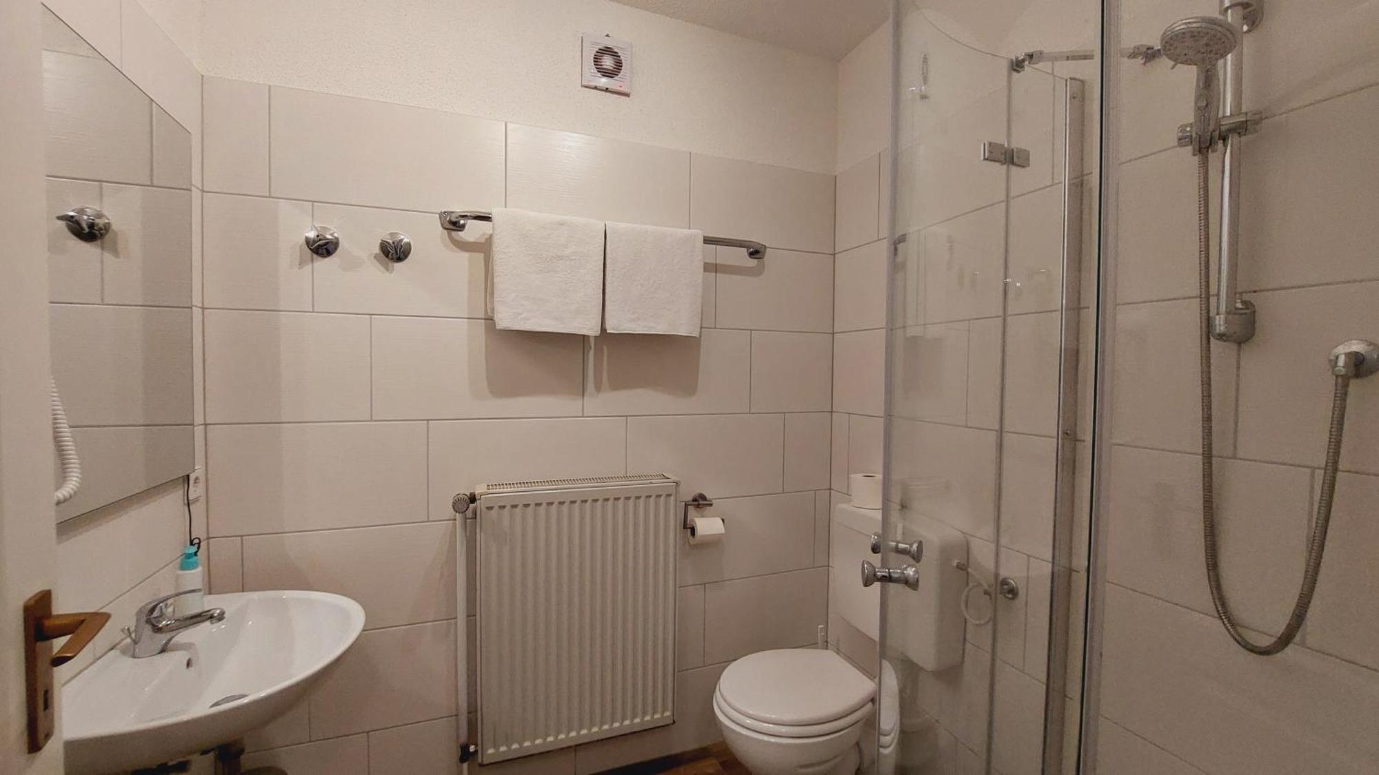 Gaestehaus Gerhardt Schweigen-Rechtenbach Luaran gambar